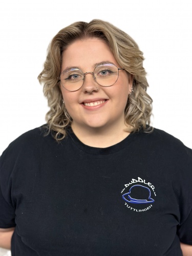 Rebecca - Kassiererin